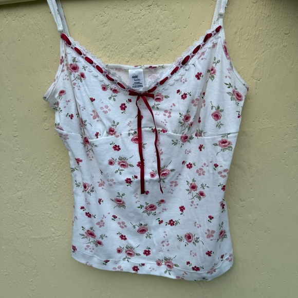 Vintage Nicole Miler Floral White and Red Women's Top - Picture 1 of 4